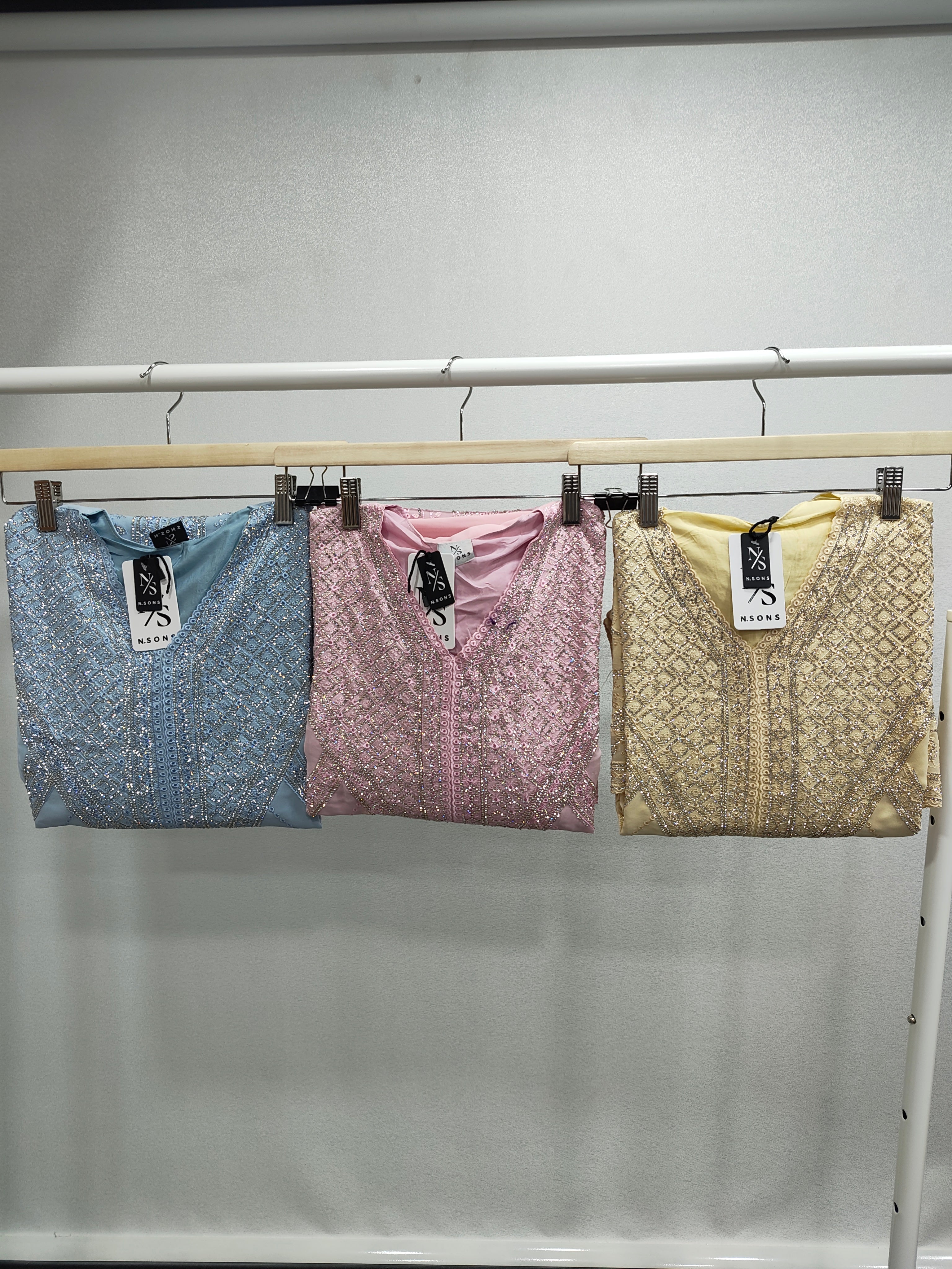 Noors Arwa (Stiched)