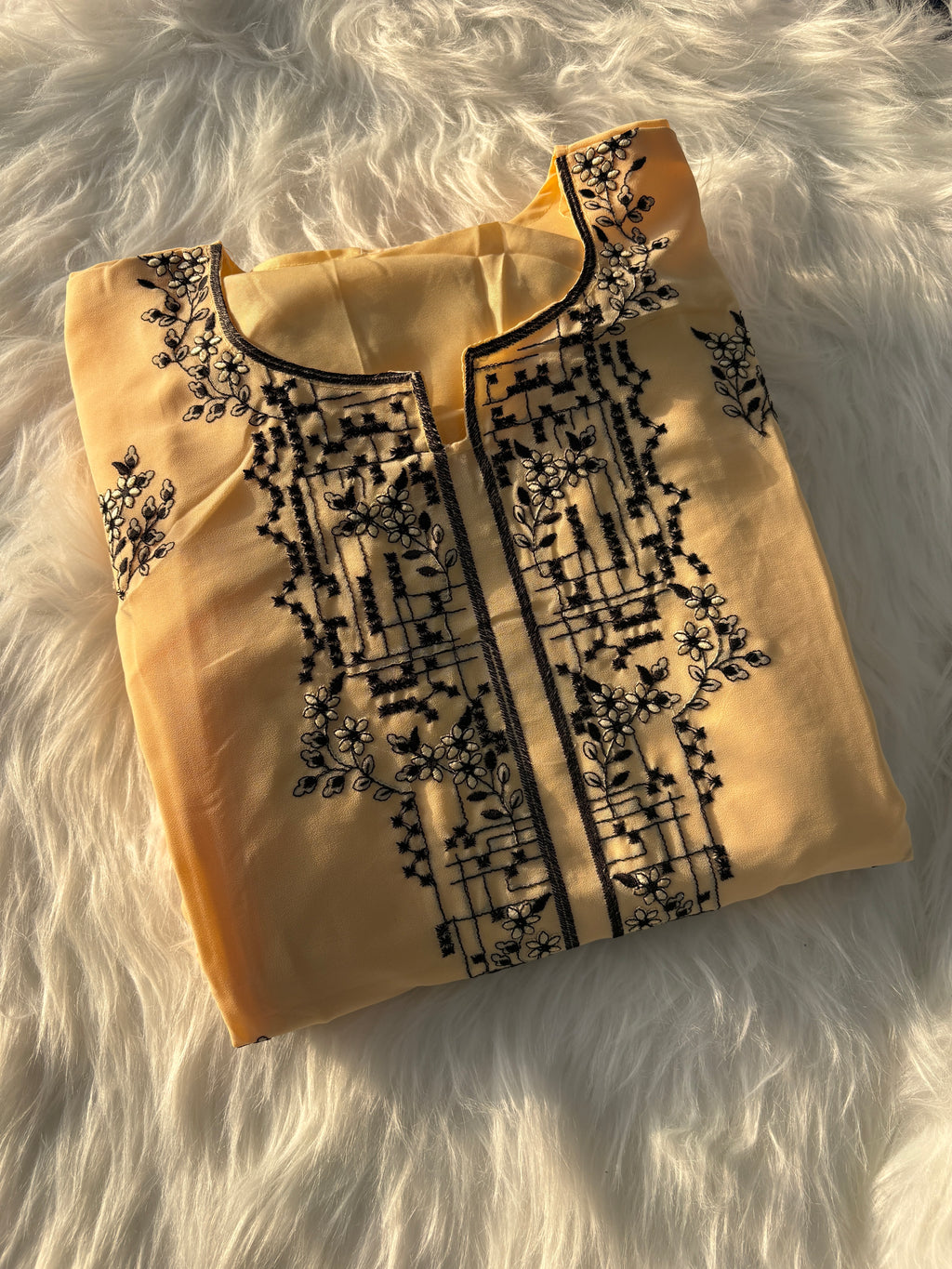 Noors Ameerah (STITCHED)