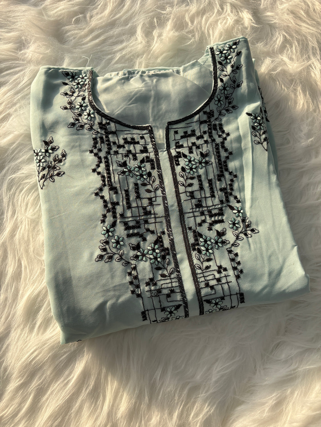 Noors Ameerah (STITCHED)