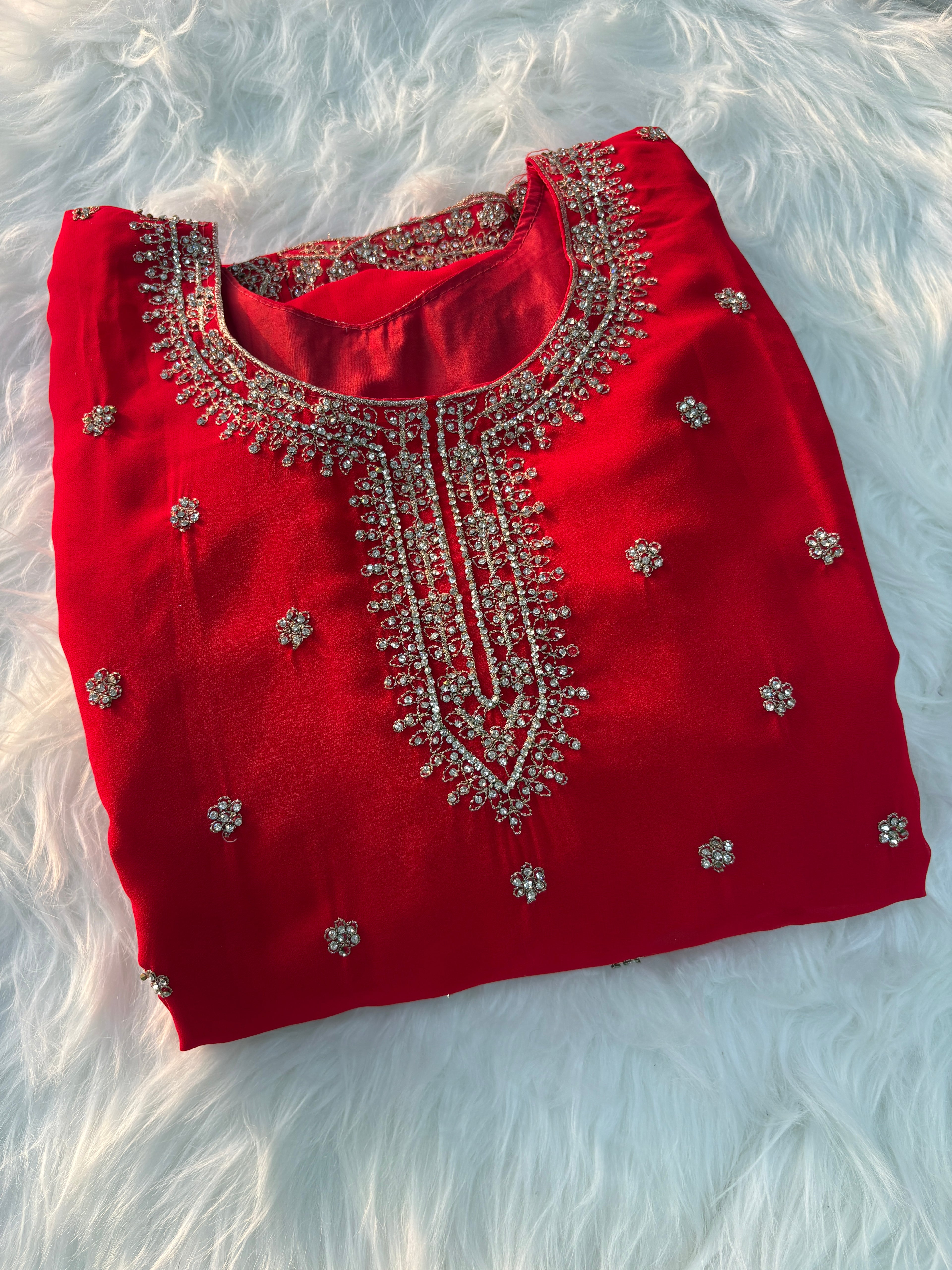 Noors Hoorain (STITCHED)