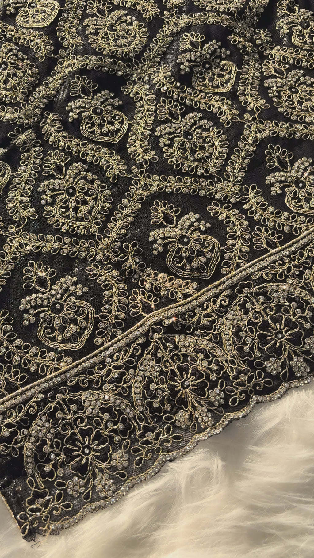 Noors Nayab (UNSTITCHED)